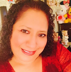 Meet your Posher, Juana